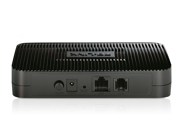 TP-Link 8816 Rear